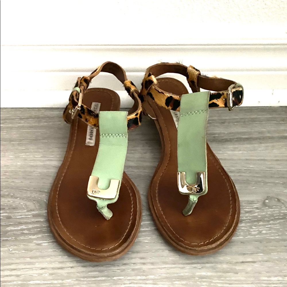 Diane von Furstenberg Dion Demi Wedge Sandals -5.5